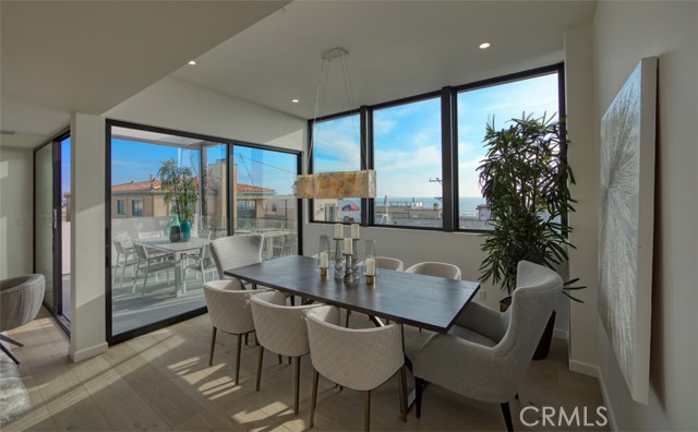 246 30th Street, Hermosa Beach, California 90254, 4 Bedrooms Bedrooms, ,4 BathroomsBathrooms,Residential,Sold,30th,SB19212204