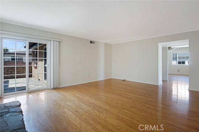 2414 Robinson Street, Redondo Beach, California 90278, 5 Bedrooms Bedrooms, ,1 BathroomBathrooms,Residential,Sold,Robinson,SB20153648