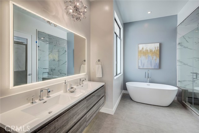 1909 Huntington Lane, Redondo Beach, California 90278, 4 Bedrooms Bedrooms, ,3 BathroomsBathrooms,Residential,Sold,Huntington,PV18234490