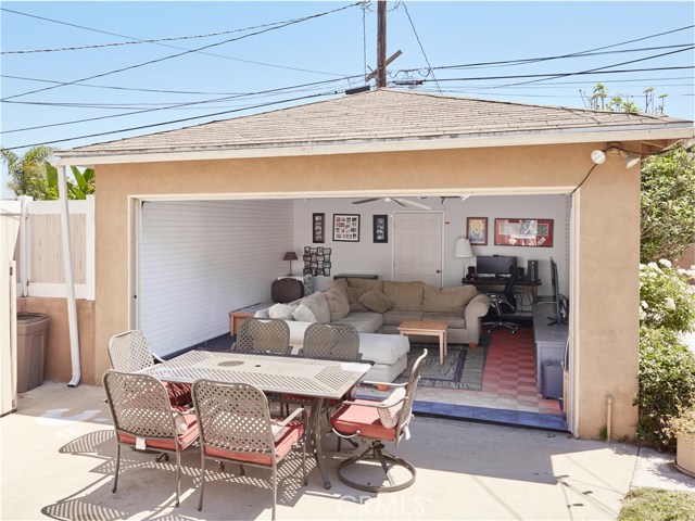 2918 Gibson Place, Redondo Beach, California 90278, 3 Bedrooms Bedrooms, ,2 BathroomsBathrooms,Residential,Sold,Gibson,SB20112934