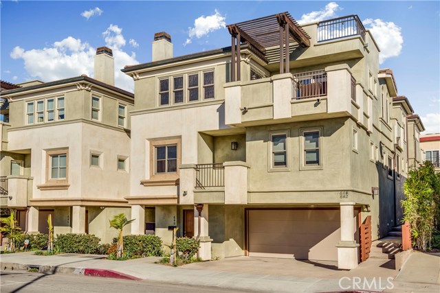 640 Hermosa Avenue, Hermosa Beach, California 90254, 3 Bedrooms Bedrooms, ,3 BathroomsBathrooms,Residential,Sold,Hermosa,SB20004668