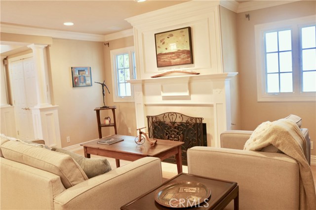 3108 Poinsettia Avenue, Manhattan Beach, California 90266, 3 Bedrooms Bedrooms, ,3 BathroomsBathrooms,Residential,Sold,Poinsettia,SB19026321