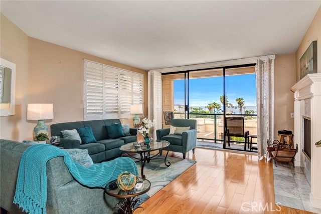 110 The Village, Redondo Beach, California 90277, 2 Bedrooms Bedrooms, ,2 BathroomsBathrooms,Residential,Sold,The Village,SB21145728