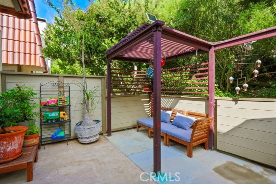 Private garden Pergola covered patio