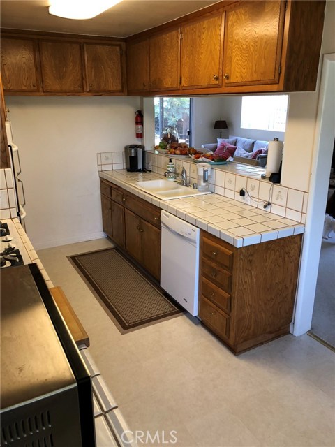 1635 23rd Street, Manhattan Beach, California 90266, 3 Bedrooms Bedrooms, ,1 BathroomBathrooms,Residential,Sold,23rd,SB18180832