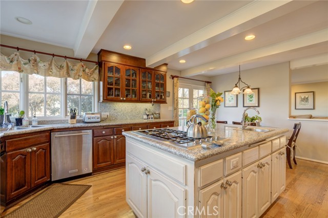 58 Hidden Valley Road, Rolling Hills Estates, California 90274, 6 Bedrooms Bedrooms, ,5 BathroomsBathrooms,Residential,Sold,Hidden Valley,SB21026059