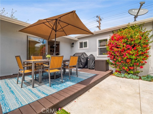 2306 Graham Avenue, Redondo Beach, California 90278, 2 Bedrooms Bedrooms, ,2 BathroomsBathrooms,Residential,Sold,Graham,PW20085623