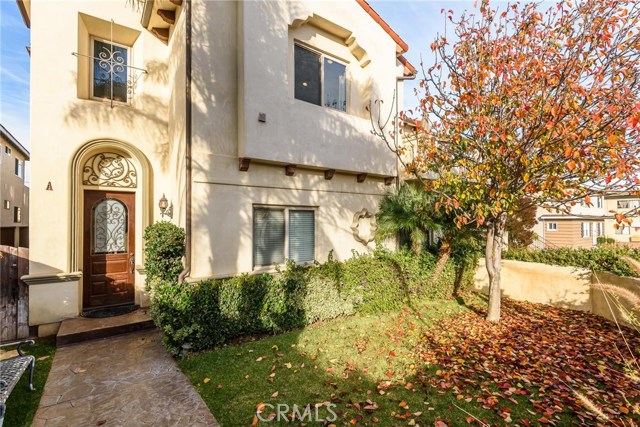 2609 Curtis Avenue, Redondo Beach, California 90278, 3 Bedrooms Bedrooms, ,2 BathroomsBathrooms,Residential,Sold,Curtis,SB19006810