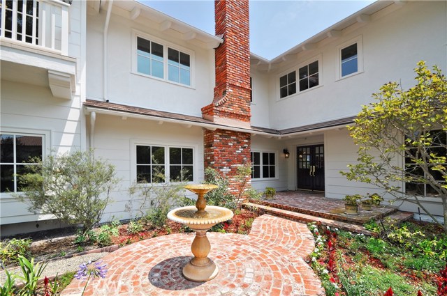 1 Clear Vista Drive, Rolling Hills Estates, California 90274, 6 Bedrooms Bedrooms, ,7 BathroomsBathrooms,Residential,Sold,Clear Vista,PV18185810