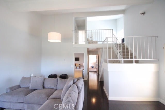 11 Seaview Drive, Rolling Hills Estates, California 90274, 3 Bedrooms Bedrooms, ,3 BathroomsBathrooms,Residential,Sold,Seaview,SB17072749