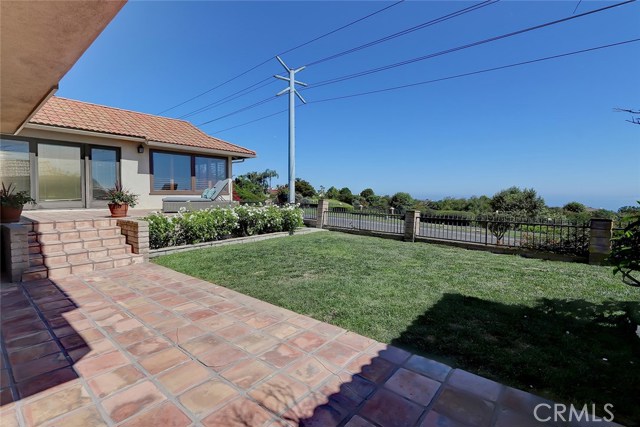 5810 Sunmist Drive, Rancho Palos Verdes, California 90275, 4 Bedrooms Bedrooms, ,3 BathroomsBathrooms,Residential,Sold,Sunmist,SB19187283