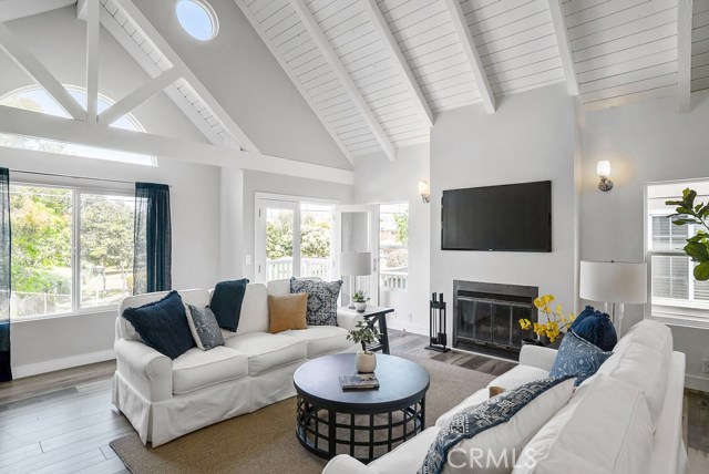 1808 Rockefeller Lane, Redondo Beach, California 90278, 3 Bedrooms Bedrooms, ,2 BathroomsBathrooms,Residential,Sold,Rockefeller,SB18082595