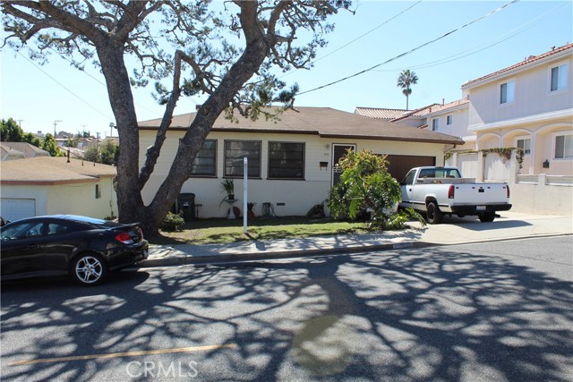 1714 Clark Ln, Redondo Beach, California 90278, ,Residential Income,Sold,Clark Ln,SB20048317