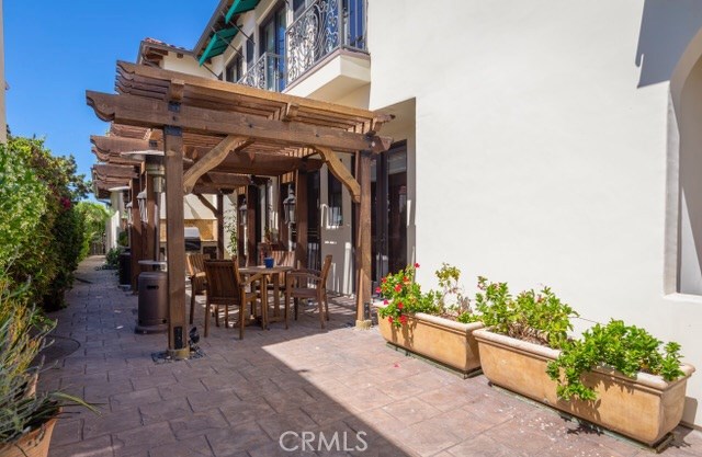 618 Maria Avenue, Redondo Beach, California 90277, 4 Bedrooms Bedrooms, ,2 BathroomsBathrooms,Residential,Sold,Maria,SB17056583