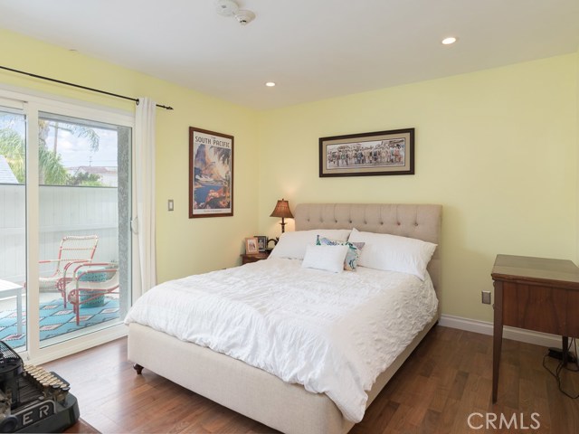 110 Juanita Avenue, Redondo Beach, California 90277, 2 Bedrooms Bedrooms, ,1 BathroomBathrooms,Residential,Sold,Juanita,SB19190456