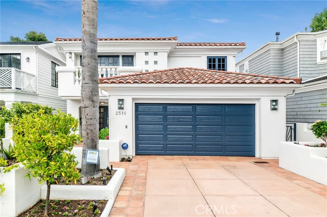 2516 Pacific Avenue, Manhattan Beach, California 90266, 4 Bedrooms Bedrooms, ,3 BathroomsBathrooms,Residential,Sold,Pacific,SB20122478