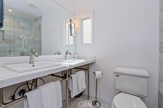 336 34th Street, Hermosa Beach, California 90254, 3 Bedrooms Bedrooms, ,2 BathroomsBathrooms,Residential,Sold,34th,SB18074846