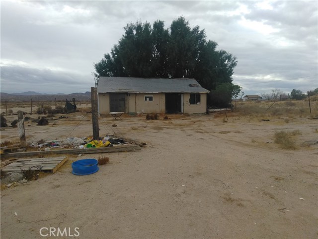 15707 Crouch Road,Helendale,CA 92342, USA