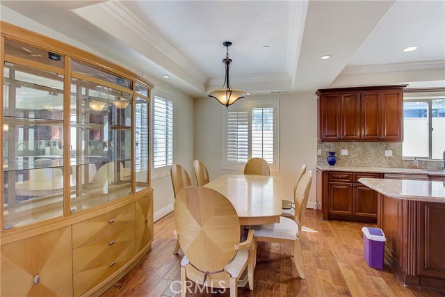 1910 Marshallfield Lane, Redondo Beach, California 90278, 4 Bedrooms Bedrooms, ,4 BathroomsBathrooms,Residential,Sold,Marshallfield,SB21057730