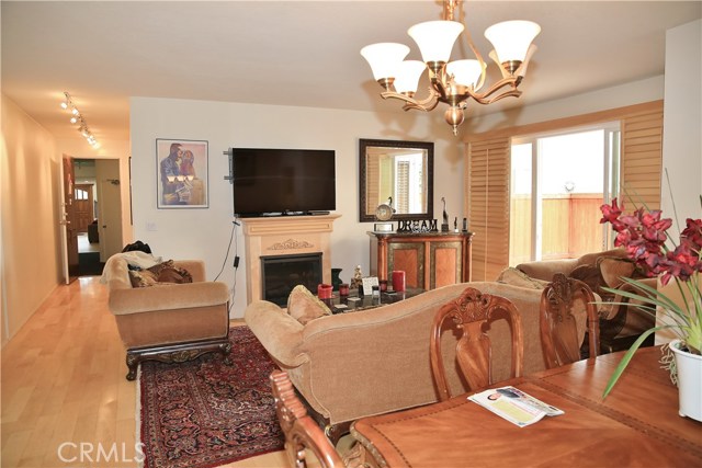 2 Bed Home for Sale in Culver City, California