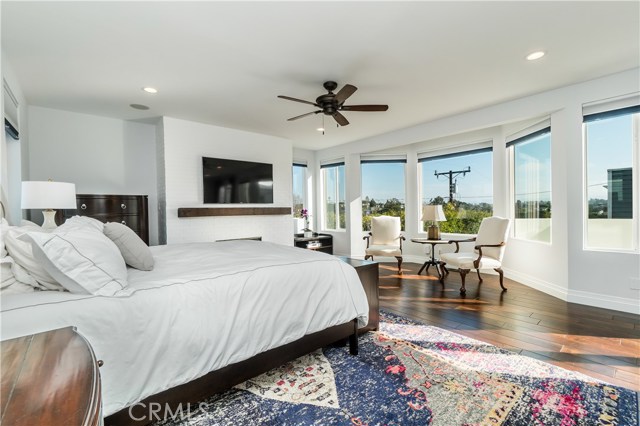 3304 Poinsettia Avenue, Manhattan Beach, California 90266, 5 Bedrooms Bedrooms, ,2 BathroomsBathrooms,Residential,Sold,Poinsettia,SB20035052