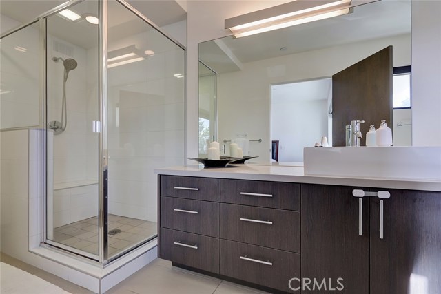 1773 Mathews Avenue, Manhattan Beach, California 90266, 3 Bedrooms Bedrooms, ,2 BathroomsBathrooms,Residential,Sold,Mathews,SB19238743