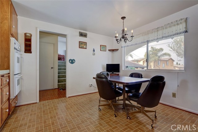 1910 Spreckels Lane, Redondo Beach, California 90278, 4 Bedrooms Bedrooms, ,2 BathroomsBathrooms,Residential,Sold,Spreckels,SB18237055