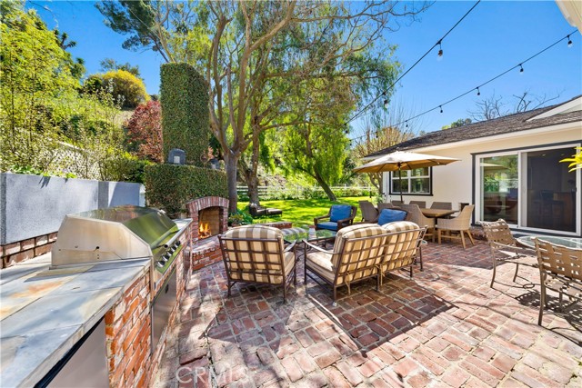 14 Ranchview Road, Rolling Hills Estates, California 90274, 4 Bedrooms Bedrooms, ,3 BathroomsBathrooms,Residential,Sold,Ranchview,SB21085566