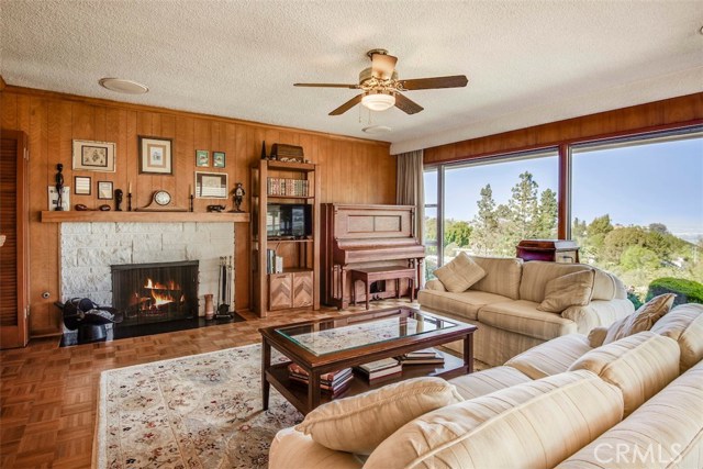 28810 Crestridge Road, Rancho Palos Verdes, California 90275, 4 Bedrooms Bedrooms, ,2 BathroomsBathrooms,Residential,Sold,Crestridge,PV19068448