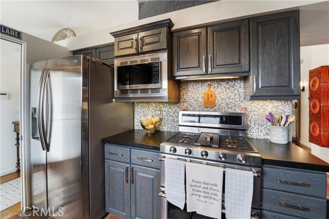 5024 Elmdale Drive, Rolling Hills Estates, California 90274, 4 Bedrooms Bedrooms, ,2 BathroomsBathrooms,Residential,Sold,Elmdale,SB20127601