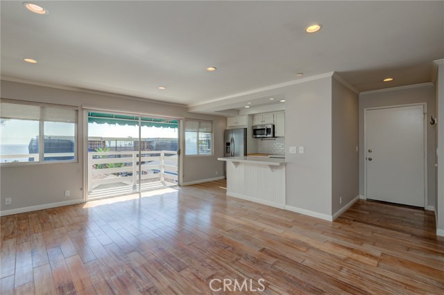 2813 Vista Drive, Manhattan Beach, California 90266, 4 Bedrooms Bedrooms, ,3 BathroomsBathrooms,Residential,Sold,Vista,SB20119545