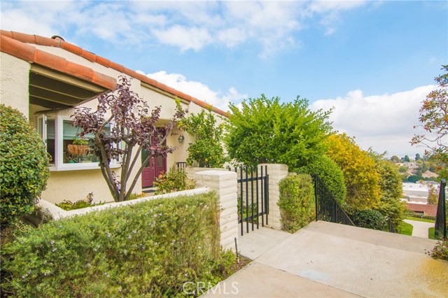 Beautiful entry,lovely garden