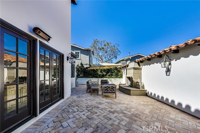 641 35th Street, Manhattan Beach, California 90266, 5 Bedrooms Bedrooms, ,3 BathroomsBathrooms,Residential,Sold,35th,SB21047084