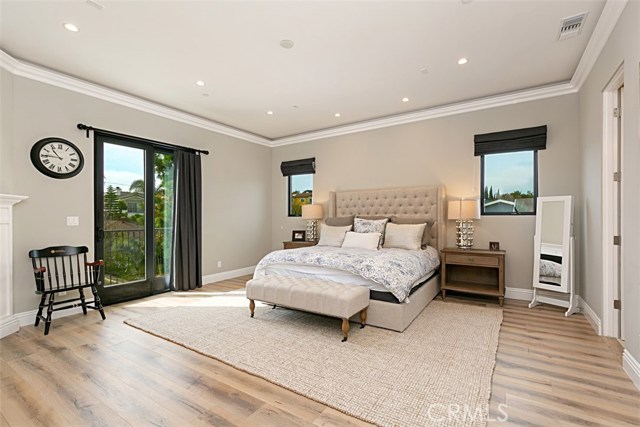 1934 Robinson Street, Redondo Beach, California 90278, 5 Bedrooms Bedrooms, ,4 BathroomsBathrooms,Residential,Sold,Robinson,OC19044344