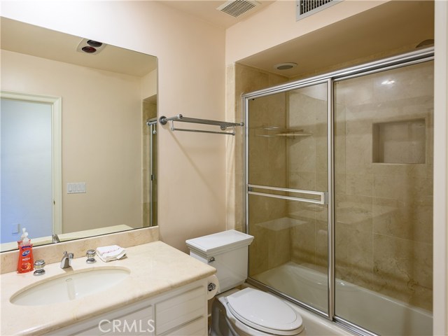 1600 Via Barcelona, Palos Verdes Estates, California 90274, 5 Bedrooms Bedrooms, ,3 BathroomsBathrooms,Residential,Sold,Via Barcelona,SB20043277