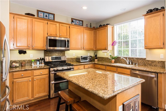 Granite Kitchen Island and Abundant Prep Space