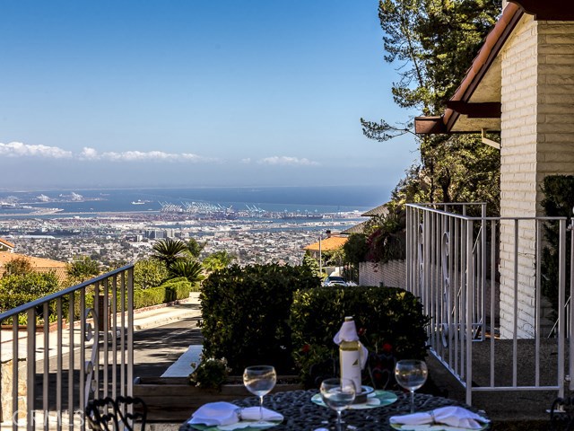 30048 Knoll View Drive, Rancho Palos Verdes, California 90275, 3 Bedrooms Bedrooms, ,2 BathroomsBathrooms,Residential,Sold,Knoll View,PV19091572