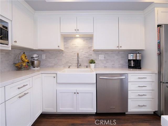 609 Meyer Lane, Redondo Beach, California 90278, 3 Bedrooms Bedrooms, ,2 BathroomsBathrooms,Residential,Sold,Meyer,PV21100115