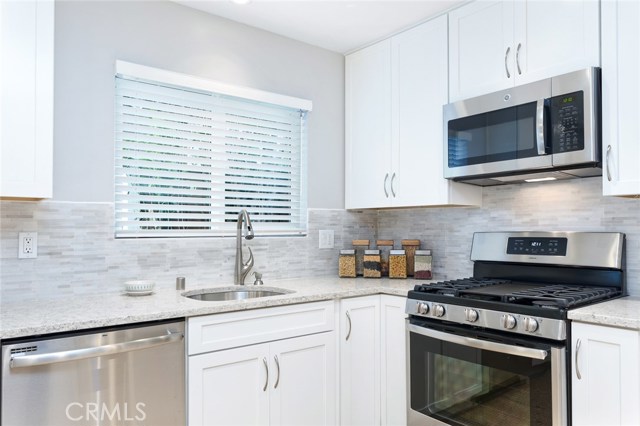 1313 Clark Lane, Redondo Beach, California 90278, 2 Bedrooms Bedrooms, ,1 BathroomBathrooms,Residential,Sold,Clark,OC17272938