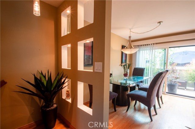 714 Irena Avenue, Redondo Beach, California 90277, 2 Bedrooms Bedrooms, ,3 BathroomsBathrooms,Residential,Sold,Irena,PV20136752