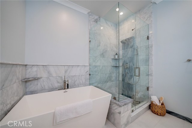 111 Vista Del Mar, Redondo Beach, California 90277, 3 Bedrooms Bedrooms, ,2 BathroomsBathrooms,Residential,Sold,Vista Del Mar,SB20122409