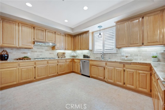 2230 Nelson Avenue, Redondo Beach, California 90278, 4 Bedrooms Bedrooms, ,3 BathroomsBathrooms,Residential,Sold,Nelson,PV20151884