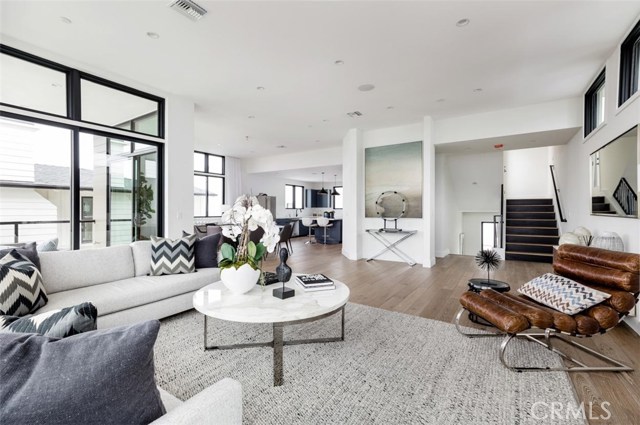 937 15th Street, Hermosa Beach, California 90254, 4 Bedrooms Bedrooms, ,5 BathroomsBathrooms,Residential,Sold,15th,SB20164161