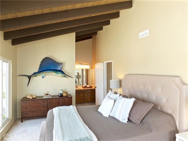 1104 Harkness Lane, Redondo Beach, California 90278, 3 Bedrooms Bedrooms, ,2 BathroomsBathrooms,Residential,Sold,Harkness,PW18238945