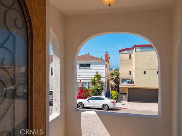 636 Manhattan Avenue, Hermosa Beach, California 90254, ,Residential Income,Sold,Manhattan,SB21080073