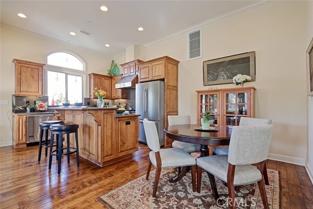 108 Helberta Avenue, Redondo Beach, California 90277, 3 Bedrooms Bedrooms, ,3 BathroomsBathrooms,Residential,Sold,Helberta,SB18053700