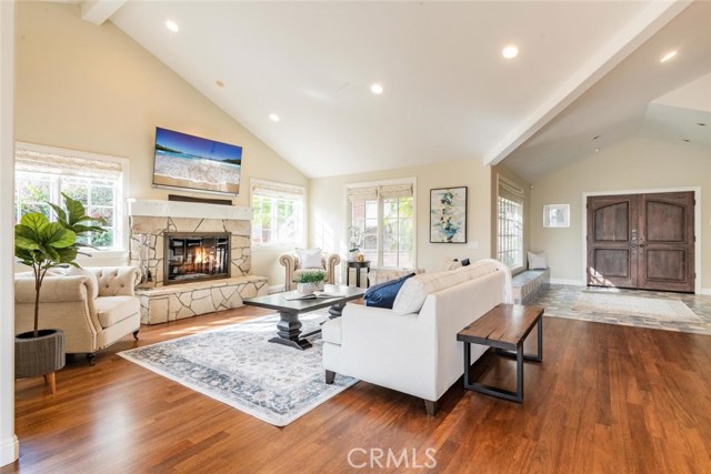 4600 Rollando Drive, Rolling Hills Estates, California 90274, 5 Bedrooms Bedrooms, ,4 BathroomsBathrooms,Residential,Sold,Rollando,PV19270515