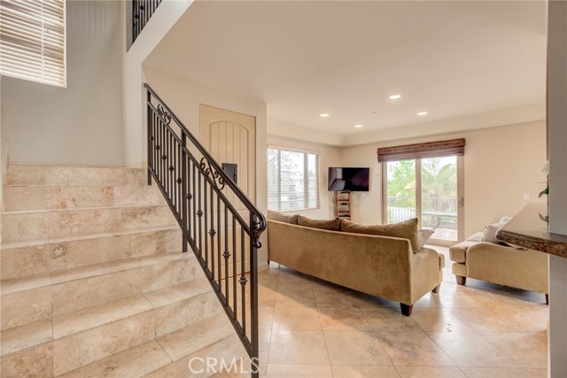 1011 Garnet Street, Redondo Beach, California 90277, 4 Bedrooms Bedrooms, ,4 BathroomsBathrooms,Residential,Sold,Garnet,SB20070806