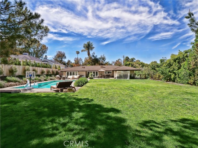 8 Hidden Valley Road, Rolling Hills Estates, California 90274, 4 Bedrooms Bedrooms, ,3 BathroomsBathrooms,Residential,Sold,Hidden Valley,PV21094348