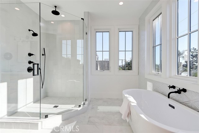 3405 Pine Avenue, Manhattan Beach, California 90266, 5 Bedrooms Bedrooms, ,4 BathroomsBathrooms,Residential,Sold,Pine,SB20165715